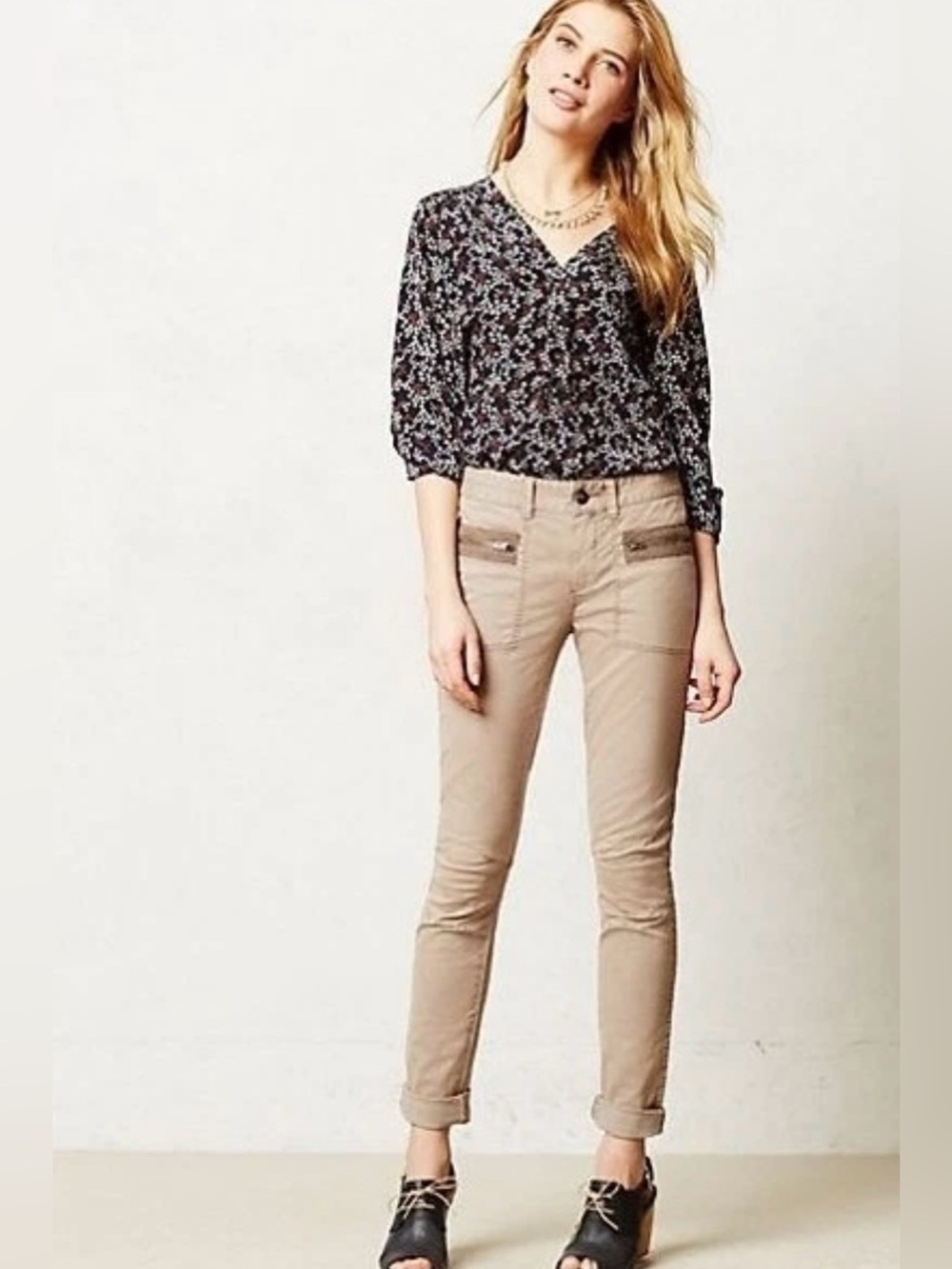 Anthropologie Pilcro
Letterpress ankle Khakis   NWT